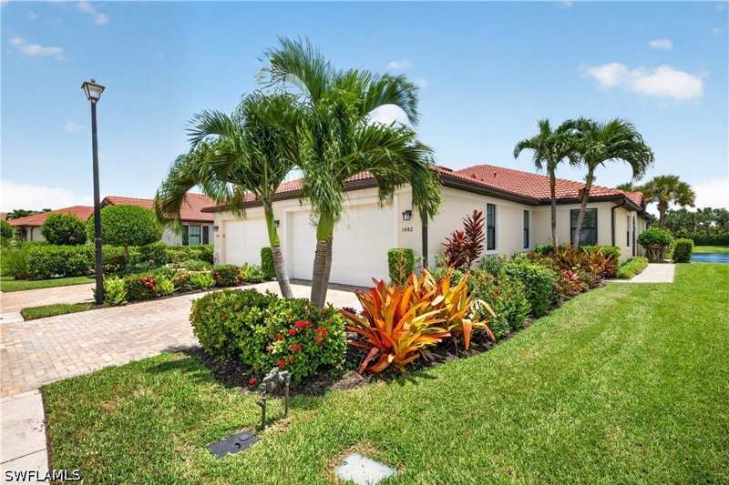 2 bedroom Attached at 1482 Oceania Dr S, Artesia, Naples — photo 1