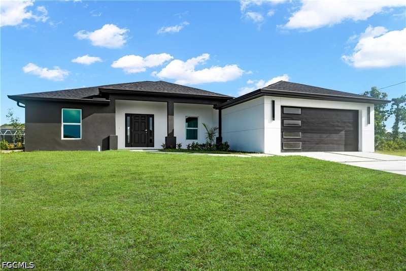 4 bedroom SingleFamilyResidence at 335 NE 31st St, Cape Coral, Cape Coral — photo 1