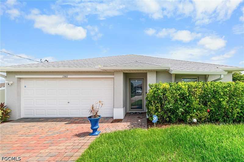 4 bedroom SingleFamilyResidence at 1501 NE 33rd St, Cape Coral, Cape Coral — photo 1