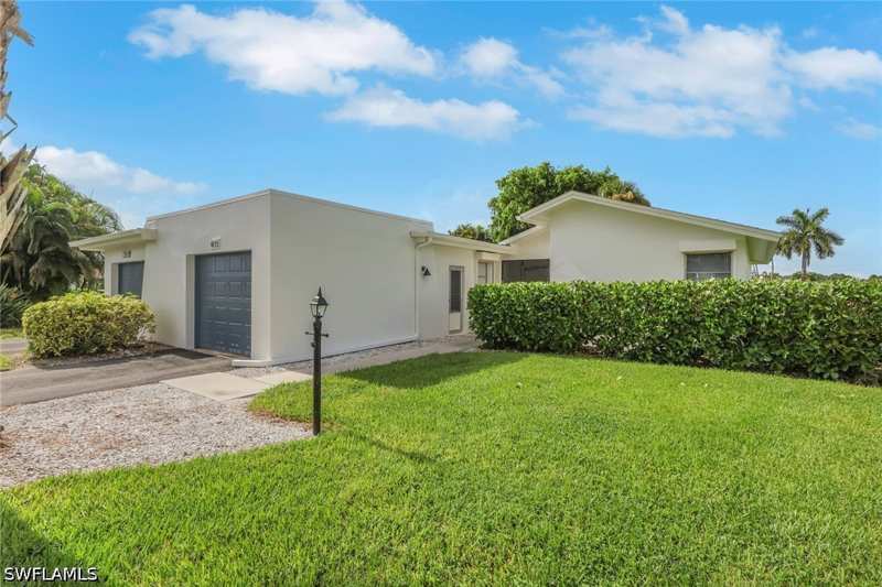 2 bedroom Attached at 4133 Lakewood Blvd E27, Lakewood Villas, Naples — photo 1