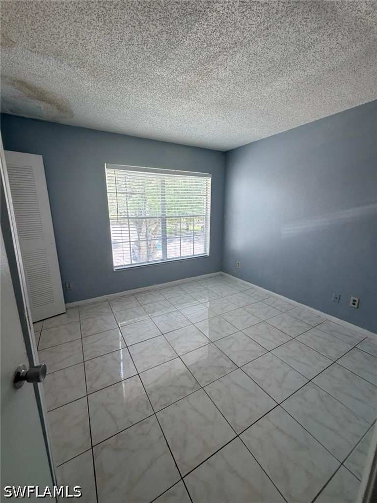 2 bedroom Condominium at 100 Santa Clara Dr 3, Granada Lakes, Naples — photo 1
