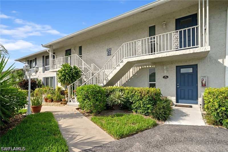 2 bedroom Condominium at 124 Penny Ln 5, Glades Country Club, Naples — photo 1