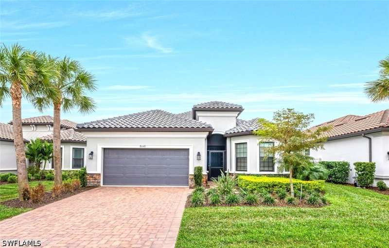 3 bedroom SingleFamilyResidence at 8448 Rosa Ct, Esplanade At Hacienda Lakes, Naples — photo 1