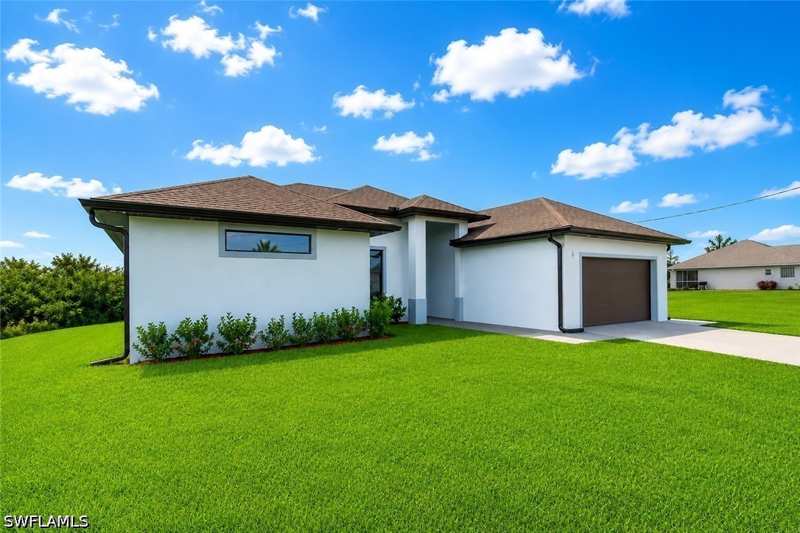 3 bedroom SingleFamilyResidence at 1806 NE 21st Pl, Cape Coral, Cape Coral — photo 1