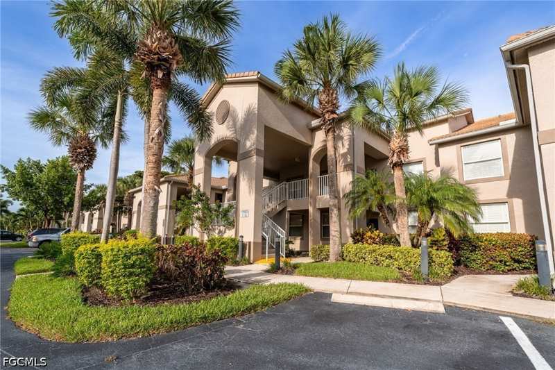 2 bedroom Condominium at 19980 Barletta Ln 923, Barletta, Estero — photo 1
