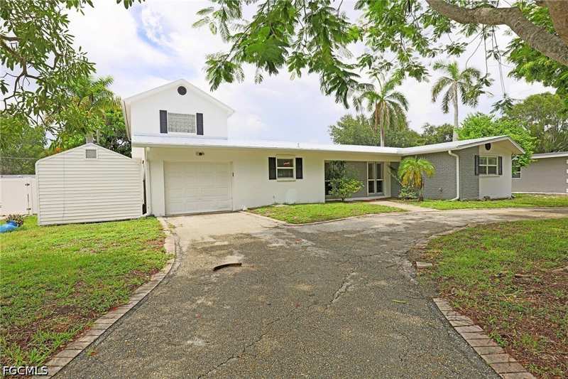 3 bedroom SingleFamilyResidence at 1353 Stadler Dr, Seminole Estates, Fort Myers — photo 1