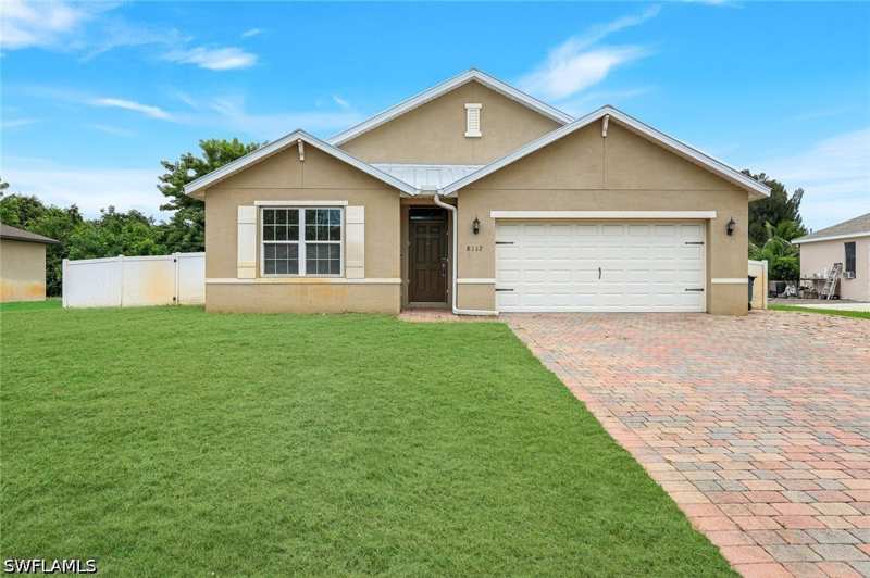 4 bedroom SingleFamilyResidence at 8117 Sandpiper Rd, San Carlos Park, Fort Myers — photo 1