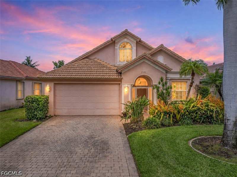 4 bedroom SingleFamilyResidence at 7586 Sika Deer Way, Casa Del Lago, Fort Myers — photo 1