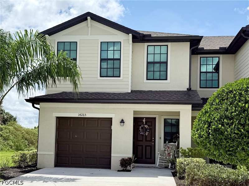 3 bedroom Townhouse at 14265 Oviedo Pl, Portico, Fort Myers — photo 1