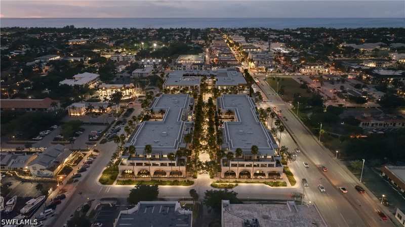 4 bedroom Condominium at 1010 5th Ave S 303, The Avenue, Naples — photo 1