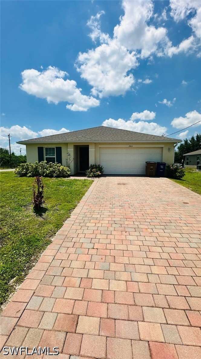 3 bedroom SingleFamilyResidence at 3903 16th St SW, Lehigh Acres, Lehigh Acres — photo 1