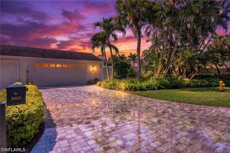 3 bedroom Attached at 360 Edgemere Way N 25, Preserve At Wyndemere, Naples — photo 1