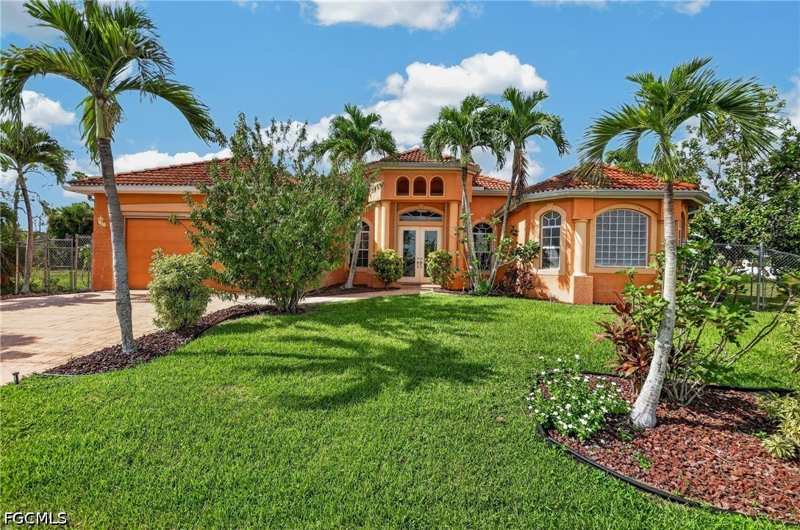 3 bedroom SingleFamilyResidence at 2305 Kismet Pkwy W, Cape Coral, Cape Coral — photo 1
