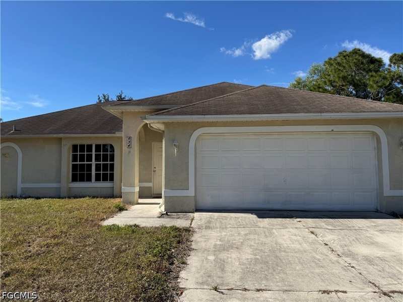 4 bedroom SingleFamilyResidence at 934 Garnet Ave, Lehigh Acres, Lehigh Acres — photo 1