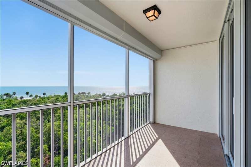 2 bedroom Condominium at 5 Bluebill Ave 702 + 802, Vanderbilt Towers, Naples — photo 1