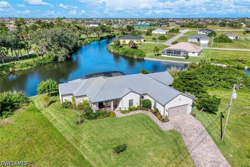 3 bedroom SingleFamilyResidence at 1800 NW 30th Pl, Cape Coral, Cape Coral — photo 1