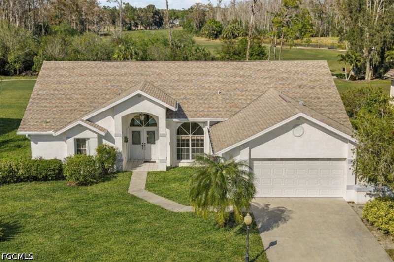 4 bedroom SingleFamilyResidence at 7861 Twin Eagle Ln, Eagle Ridge, Fort Myers — photo 1