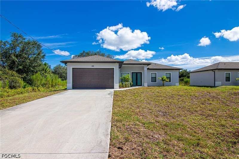 4 bedroom SingleFamilyResidence at 1836 Lindsay St, Lehigh Acres, Lehigh Acres — photo 1