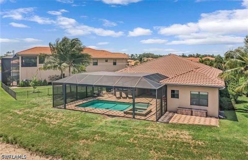 4 bedroom SingleFamilyResidence at 3910 Glacier Ct, Riverstone, Naples — photo 1
