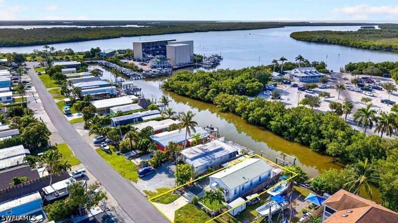 3 bedroom SingleFamilyResidence at 656 Palm Ave, Goodland Isles, Goodland — photo 1