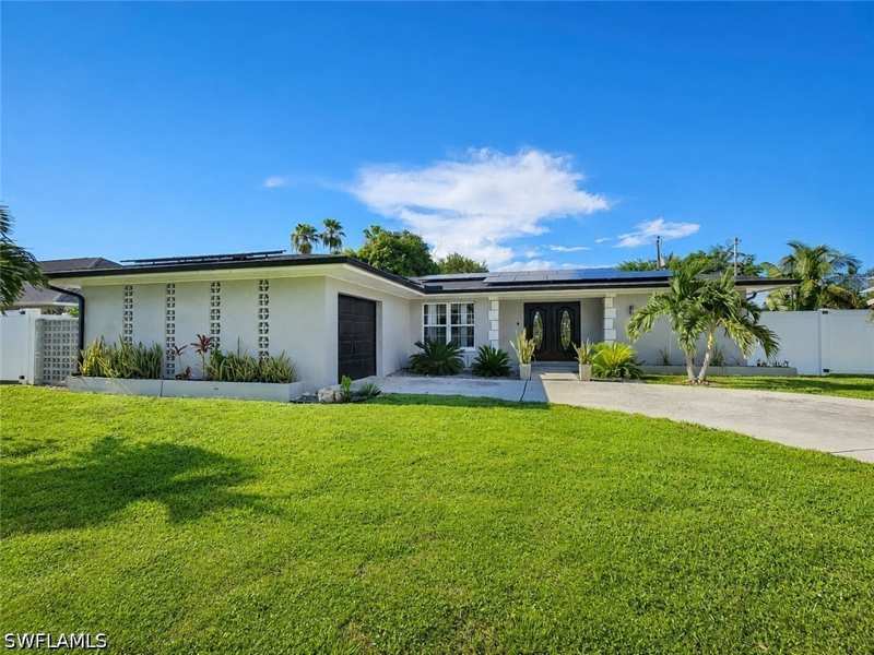 3 bedroom SingleFamilyResidence at 1419 Shelby Pkwy, Cape Coral, Cape Coral — photo 1