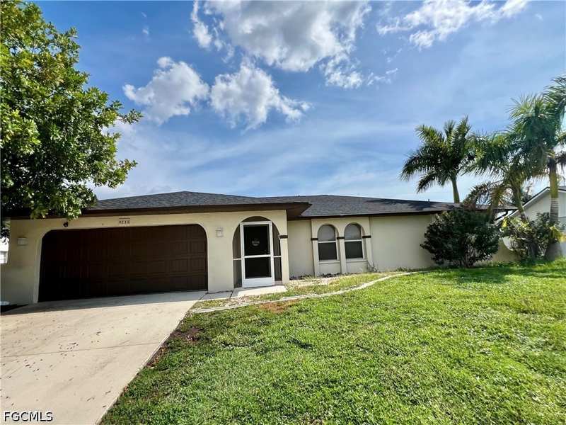 3 bedroom SingleFamilyResidence at 118 SW 10th Ter, Cape Coral, Cape Coral — photo 1