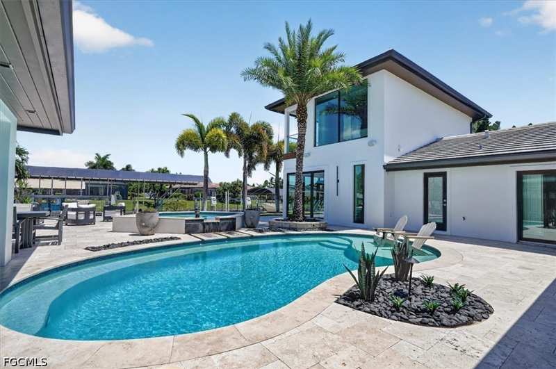 4 bedroom SingleFamilyResidence at 1021 Wittman Dr, Town And River, Fort Myers — photo 1