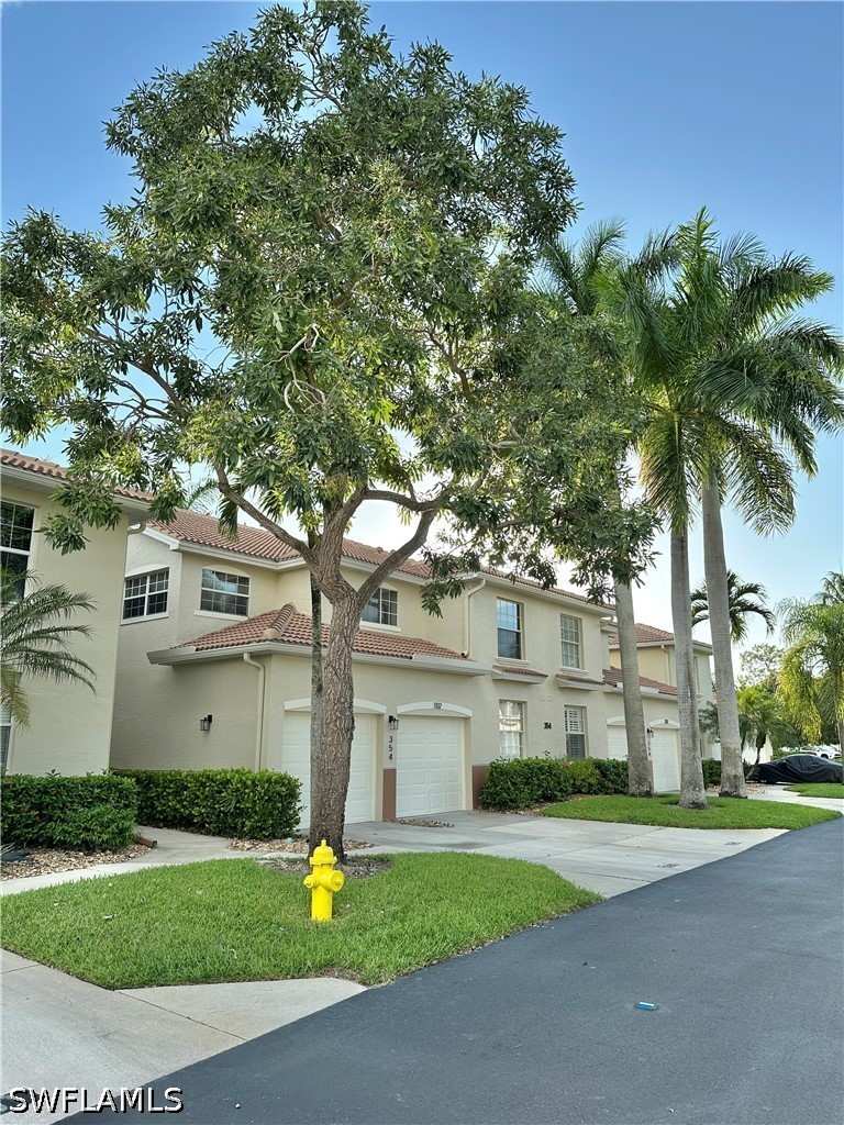 2 bedroom Condominium at 354 Dover Pl 202, Dover Place, Naples — photo 1