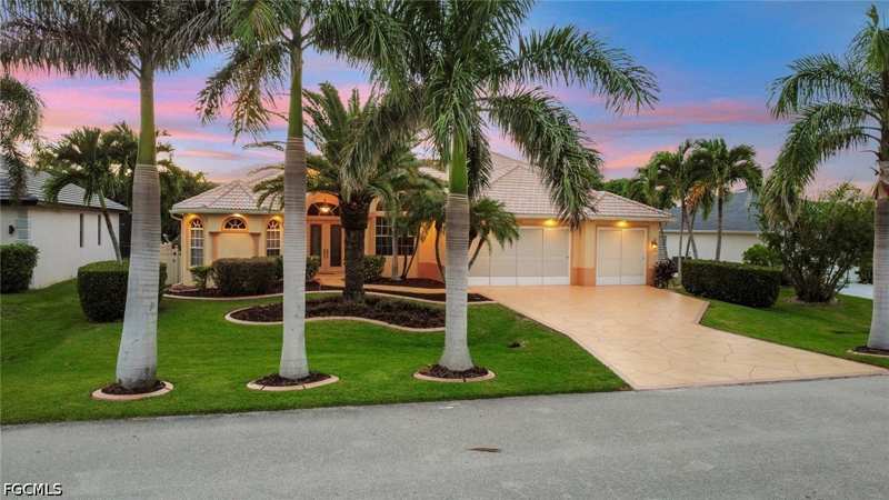 4 bedroom SingleFamilyResidence at 4918 SW 27th Ave, Cape Coral, Cape Coral — photo 1