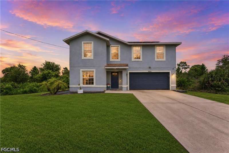 3 bedroom SingleFamilyResidence at 904 8th Ave, Lehigh Acres, Lehigh Acres — photo 1