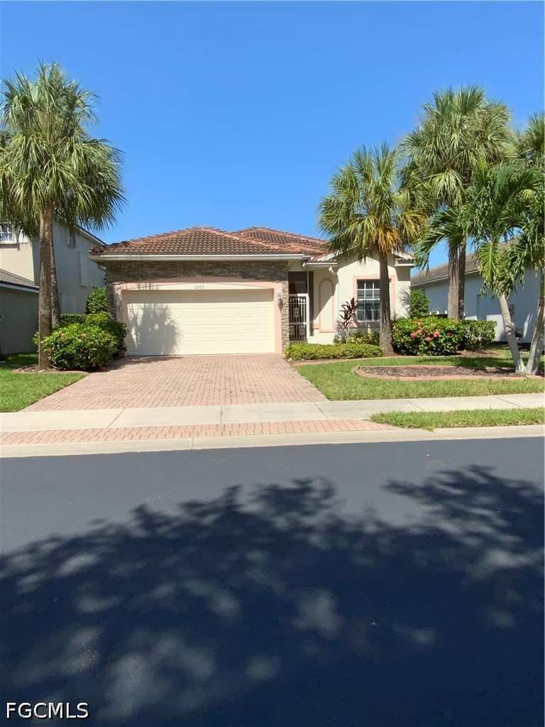 3 bedroom SingleFamilyResidence at 2565 Deerfield Lake Ct, Coral Lakes, Cape Coral — photo 1