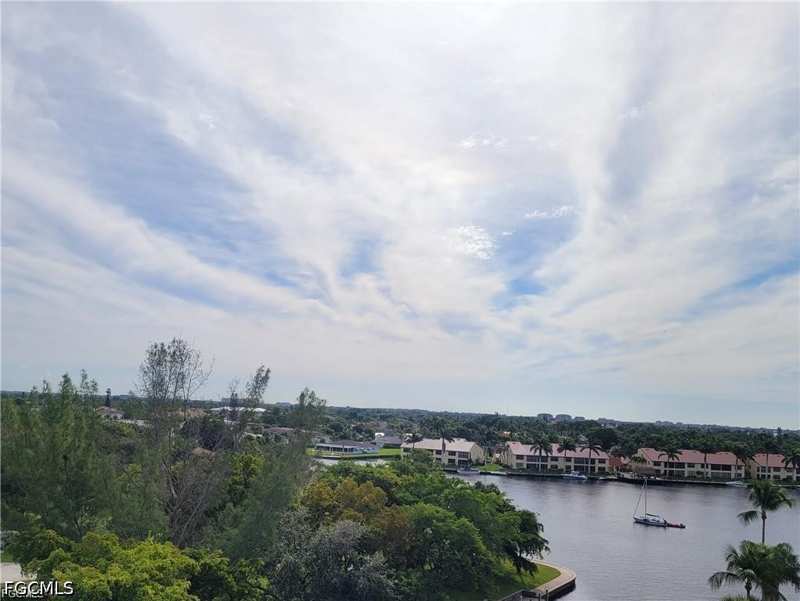 2 bedroom Condominium at 4803 Sunset Ct 606, Sunset Towers Condo, Cape Coral — photo 1
