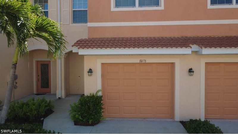 3 bedroom Townhouse at 10178 Via Colomba Cir, Marbella On Cypress, Fort Myers — photo 1