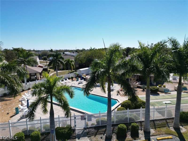 2 bedroom Condominium at 619 SE 12th Ave 116, Courtyards Of Cape Coral North, Cape Coral — photo 1