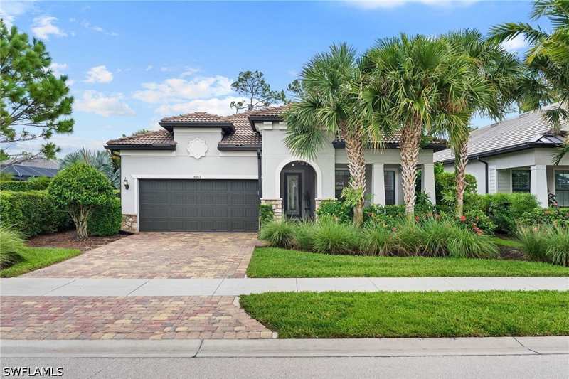 2 bedroom SingleFamilyResidence at 8912 Horned Lark Dr, Greyhawk At Golf Club Of The Everglades, Naples — photo 1