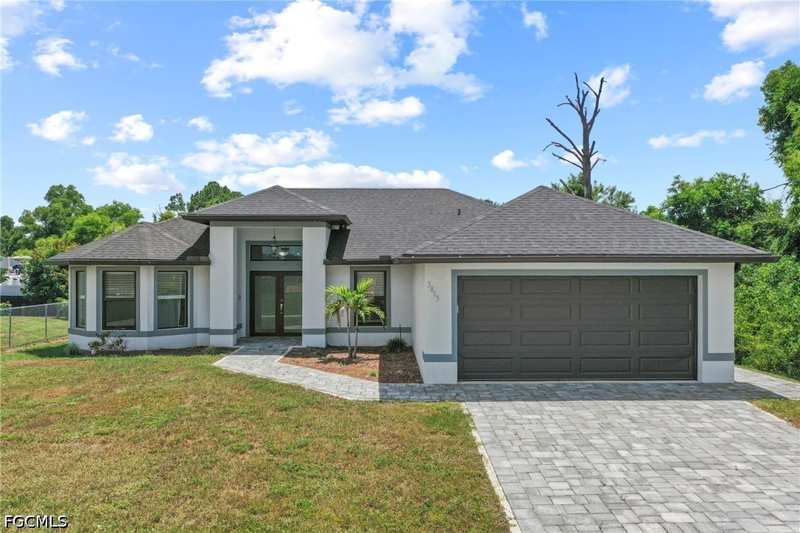 3 bedroom SingleFamilyResidence at 3805 6th St W, Lehigh Acres, Lehigh Acres — photo 1