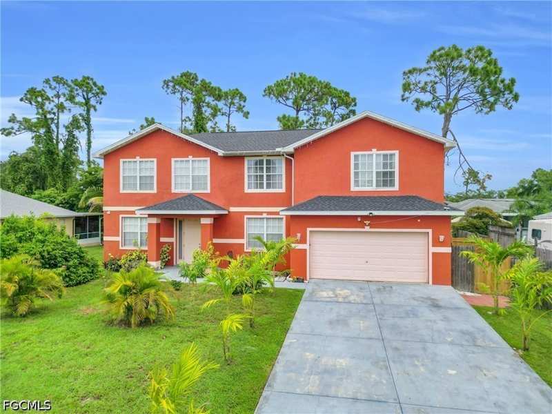 4 bedroom SingleFamilyResidence at 5562 Benton St, Lehigh Acres, Lehigh Acres — photo 1