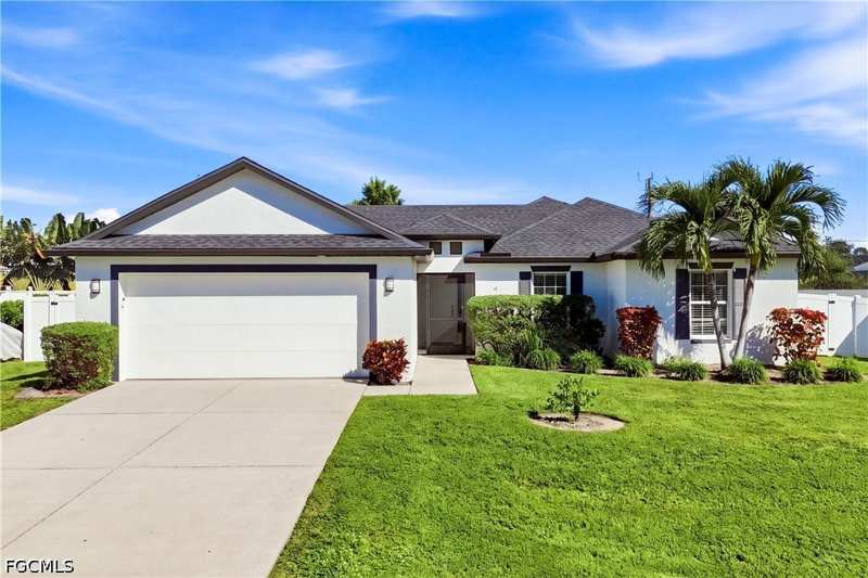 3 bedroom SingleFamilyResidence at 629 SW 29th St, Cape Coral, Cape Coral — photo 1