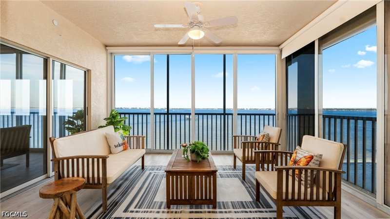 3 bedroom Condominium at 14811 Laguna Dr 202, Harbor Place, Fort Myers — photo 1