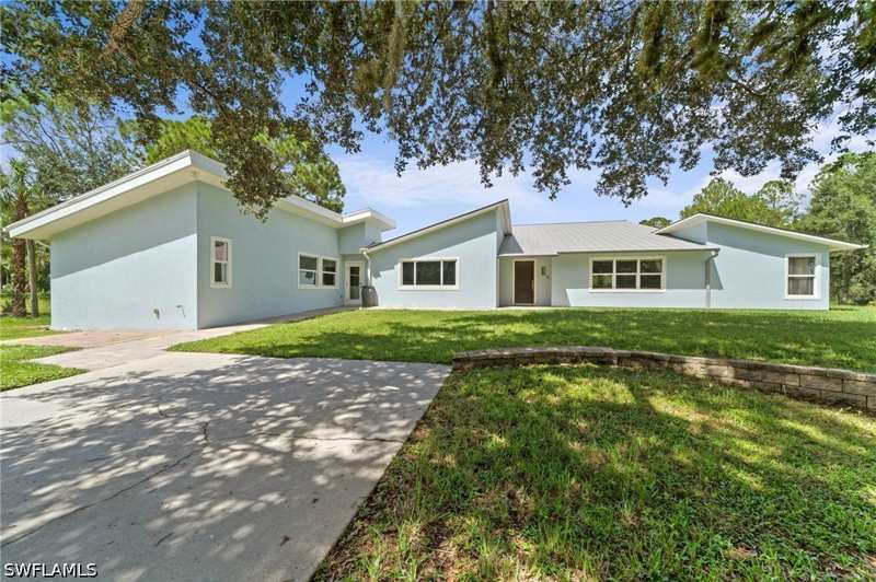 4 bedroom SingleFamilyResidence at 681 15th St SW, Golden Gate Estates, Naples — photo 1