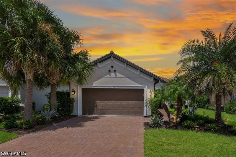 3 bedroom SingleFamilyResidence at 11720 Canal Grande Dr, Esplanade Lake Club, Fort Myers — photo 1
