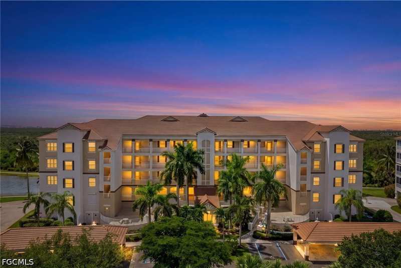 2 bedroom Condominium at 9121 Southmont Cv 302, Sutton Walk, Fort Myers — photo 1