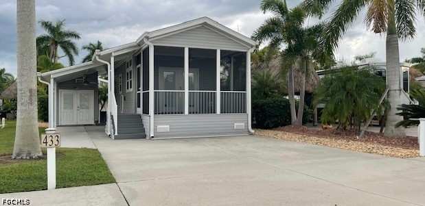 1 bedroom SingleFamilyResidence at 5455 Cypress Trail Resort Cir, Cypress Trail Rv Resort, Fort Myers — photo 1
