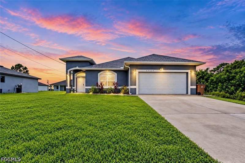 3 bedroom SingleFamilyResidence at 3907 11th St SW, Lehigh Acres, Lehigh Acres — photo 1