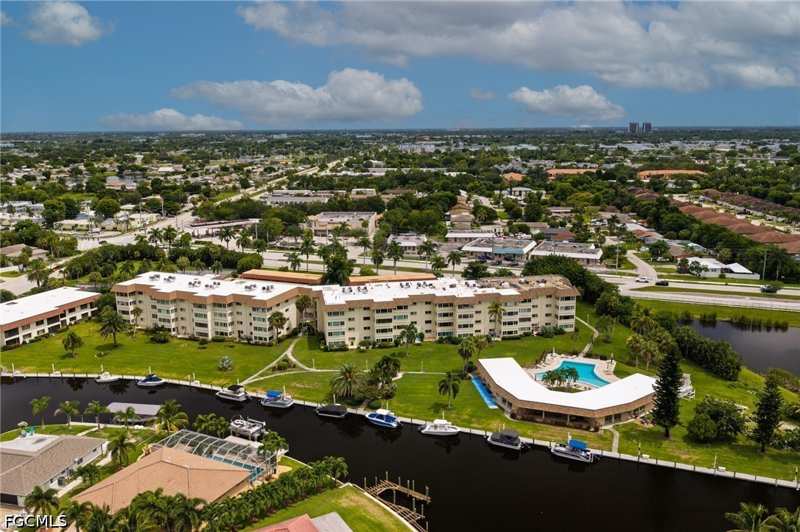 2 bedroom Condominium at 4309 Mariner Way 108, Town And River, Fort Myers — photo 1