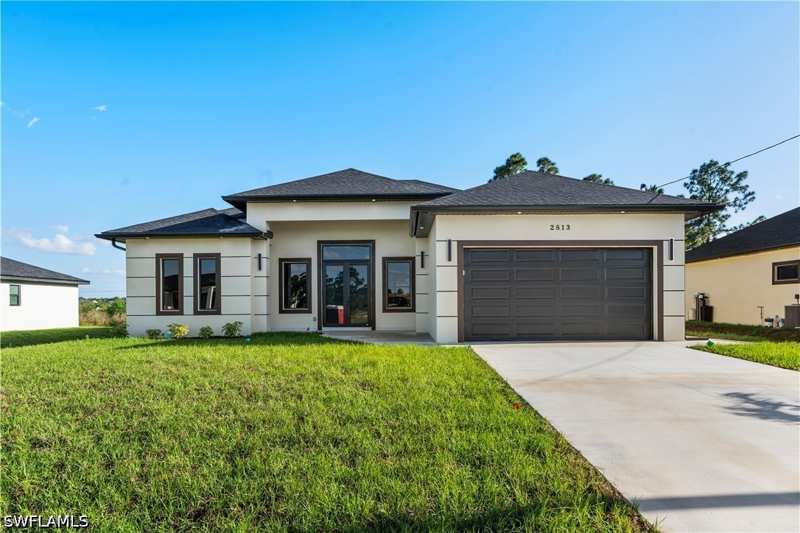 4 bedroom SingleFamilyResidence at 2813 19th St SW, Lehigh Acres, Lehigh Acres — photo 1