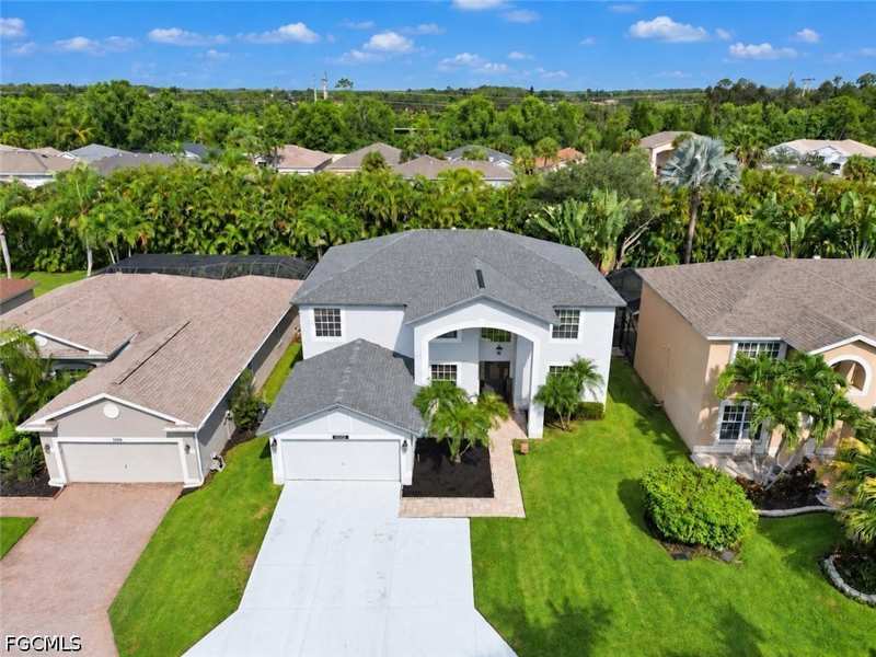 5 bedroom SingleFamilyResidence at 21223 Braxfield Loop, Stoneybrook, Estero — photo 1