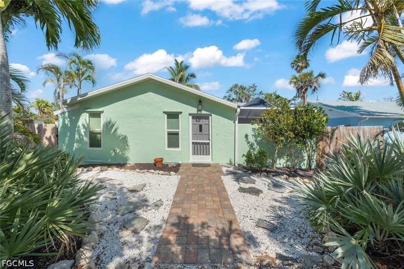 3 bedroom SingleFamilyResidence at 534 Piedmont Rd, Sanibel Highlands, Sanibel — photo 1