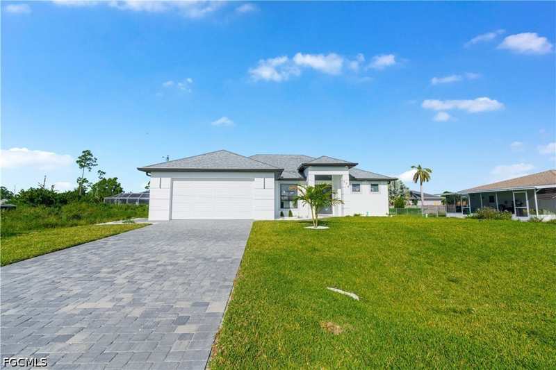 3 bedroom SingleFamilyResidence at 376 Cratsley Ave S, Lehigh Acres, Lehigh Acres — photo 1