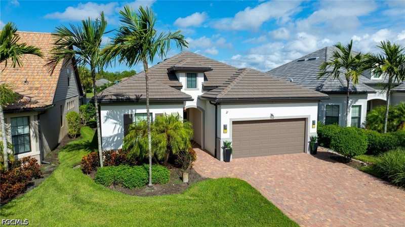 4 bedroom SingleFamilyResidence at 7564 Winding Cypress Dr, Winding Cypress, Naples — photo 1
